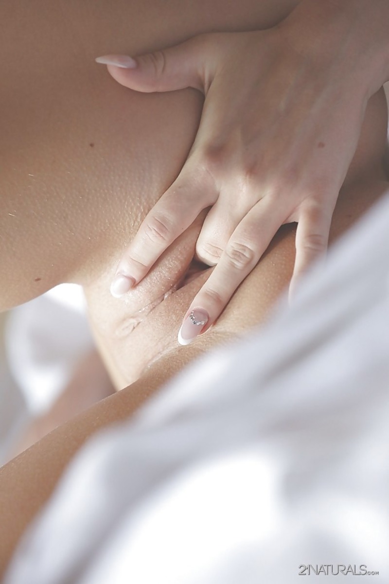 Kiara Lord Is So Horny-06