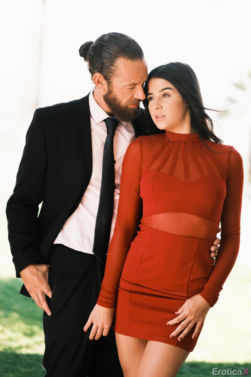 Beautiful Kylie Rocket Having Sex-02