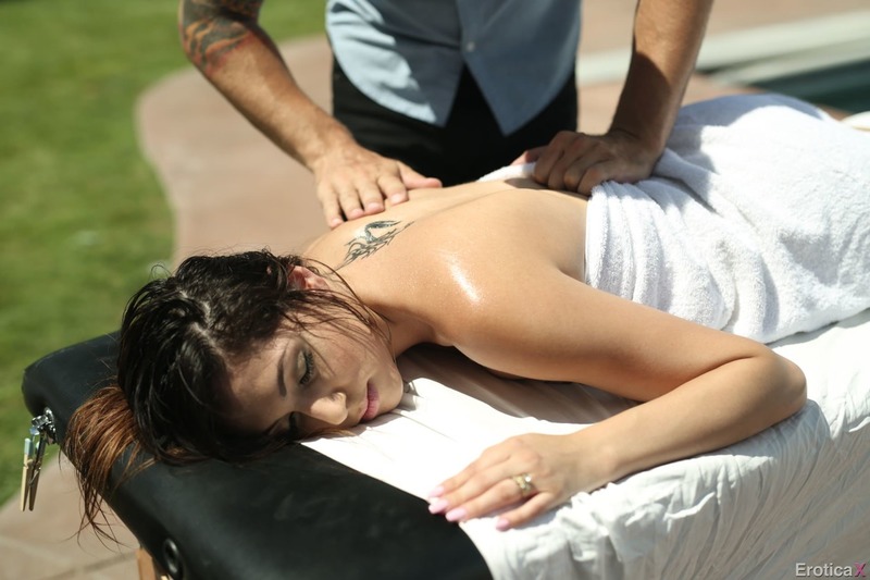 Judy Jolie Gets Fucked After A Massage-02