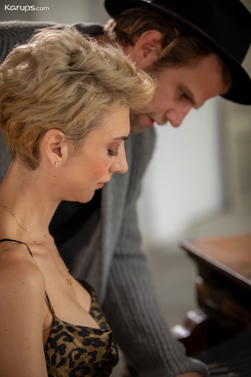 Natalie Anna Enjoying The Piano Lesson-00