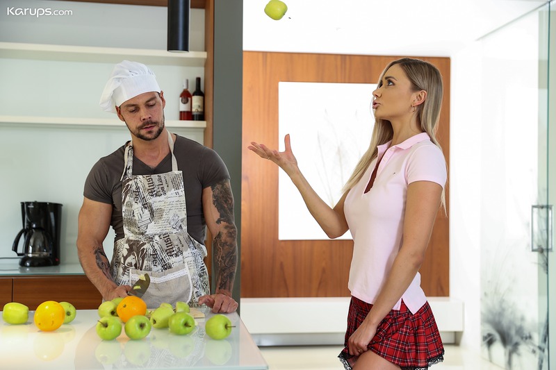 Venera Maxima Gets Fucked By The Chef-01