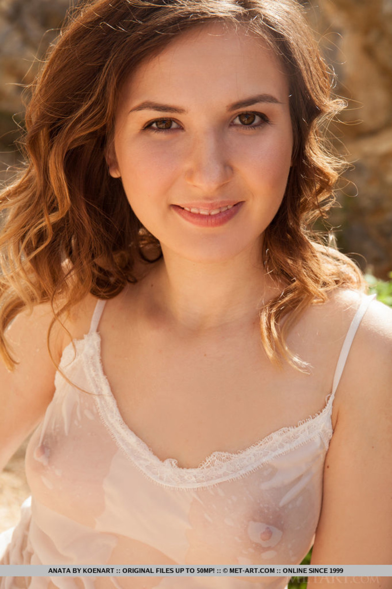 Young Naked Anata-05