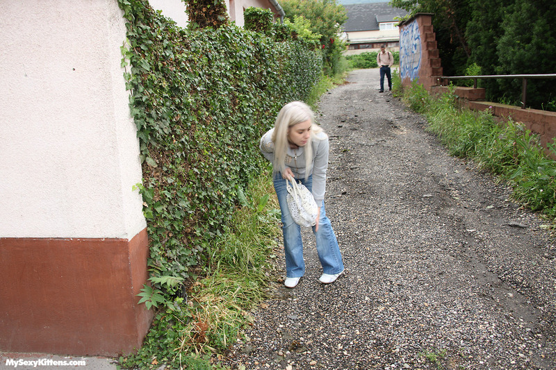 Hardcore sex with a sexy teen kitty-09