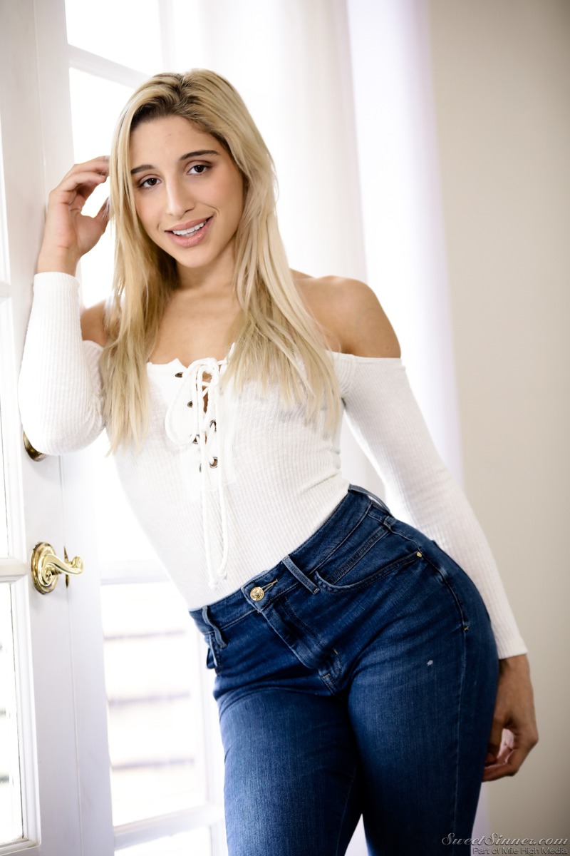 Abella Danger As Hot Call Girl-00