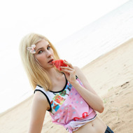 Natural Teen Cutie Having Fun At The Beach-00